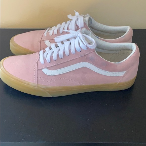 Vans - Picture 7 of 11